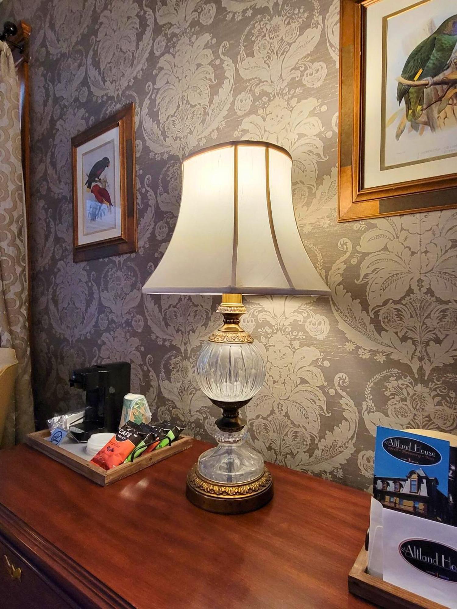 Altland House Inn & Suites Abbottstown ภายนอก รูปภาพ