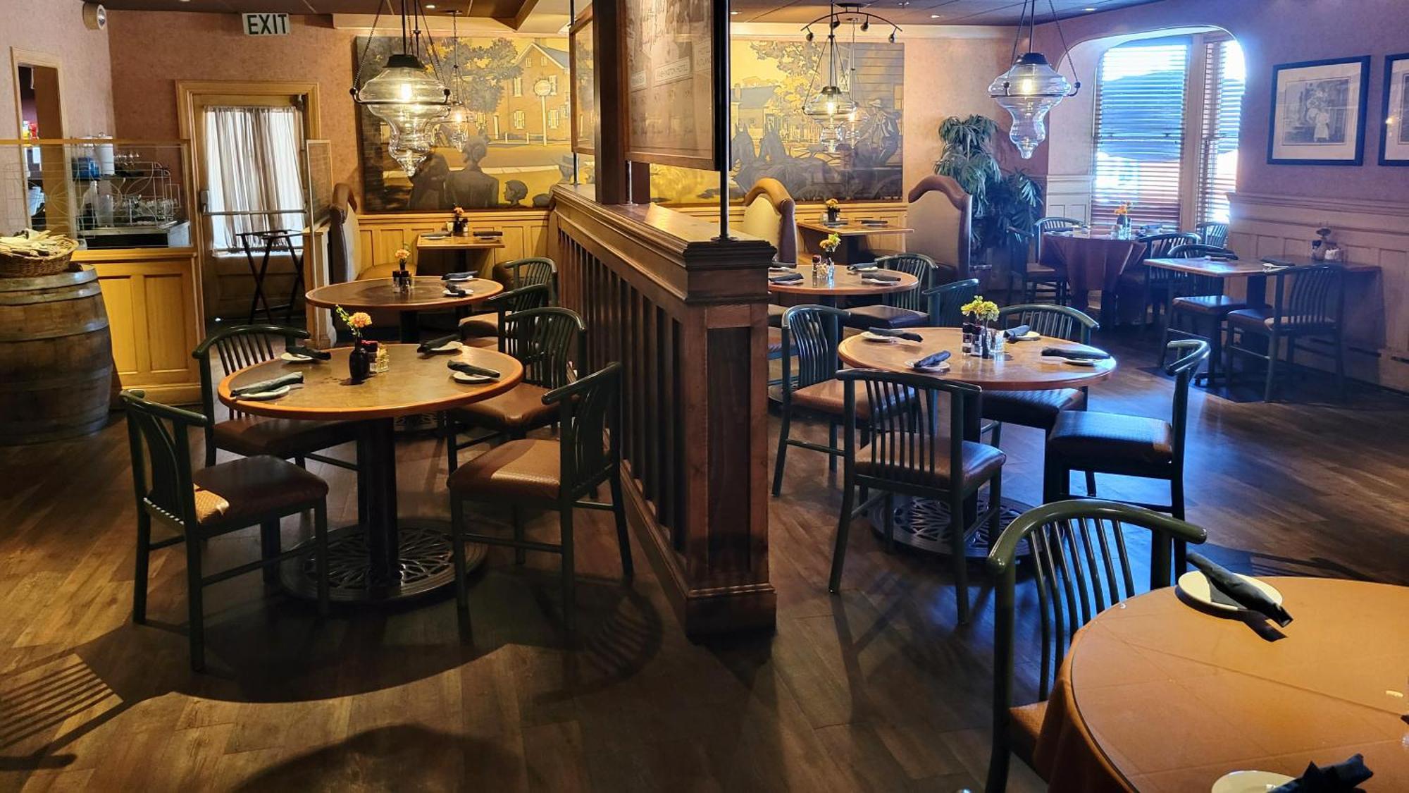 Altland House Inn & Suites Abbottstown ภายนอก รูปภาพ
