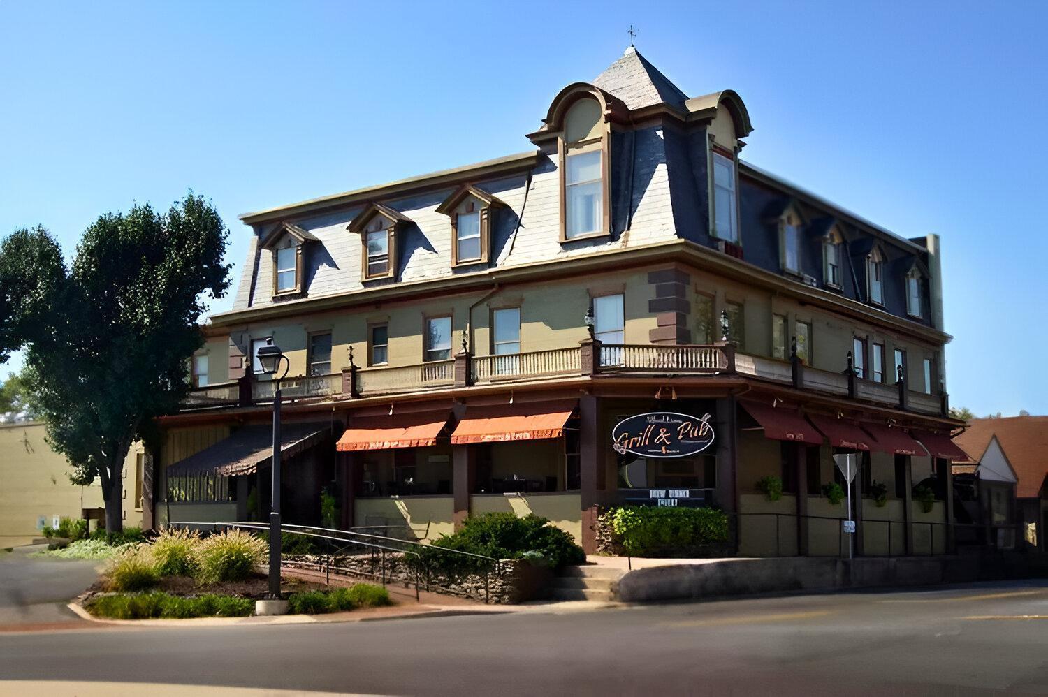 Altland House Inn & Suites Abbottstown ภายนอก รูปภาพ