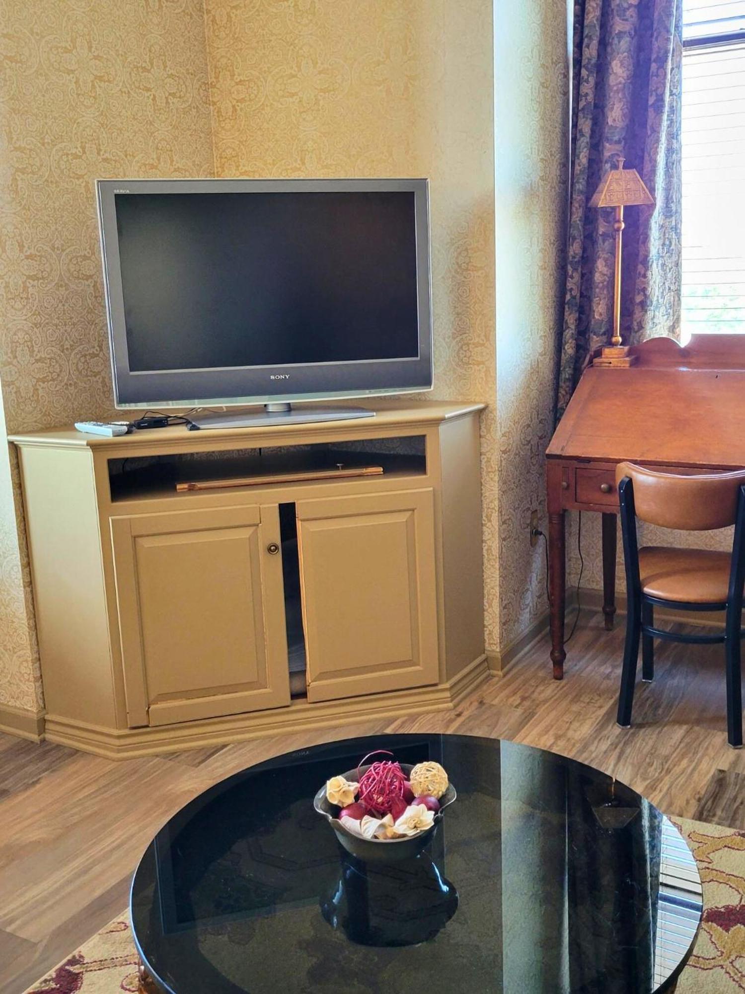 Altland House Inn & Suites Abbottstown ภายนอก รูปภาพ