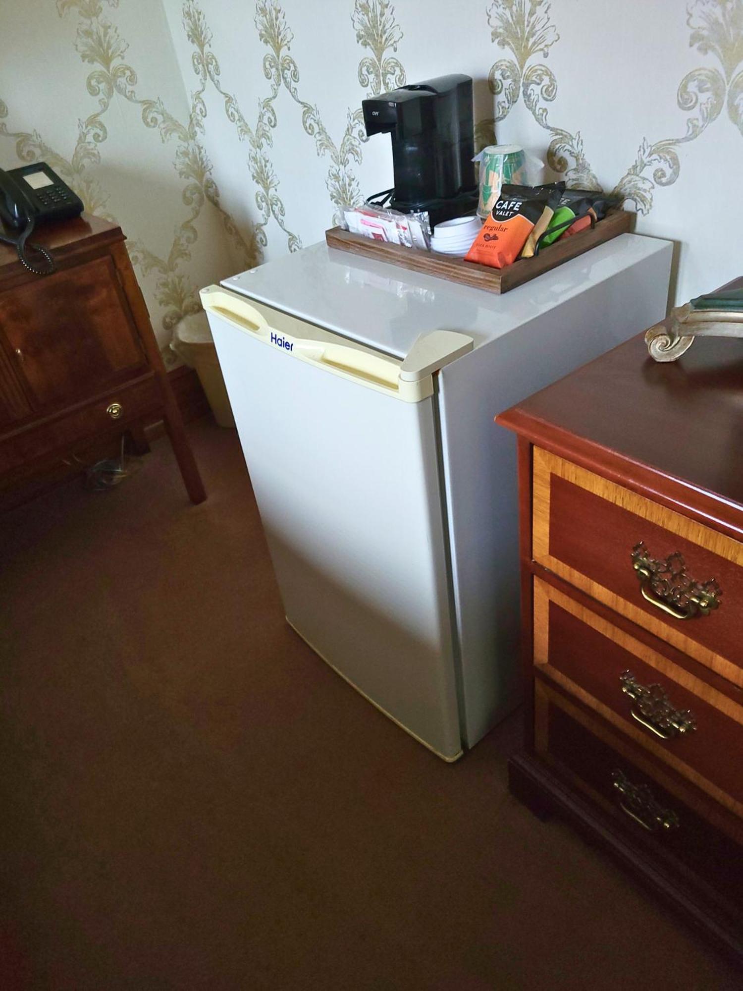 Altland House Inn & Suites Abbottstown ภายนอก รูปภาพ